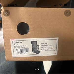 Black boots never worn